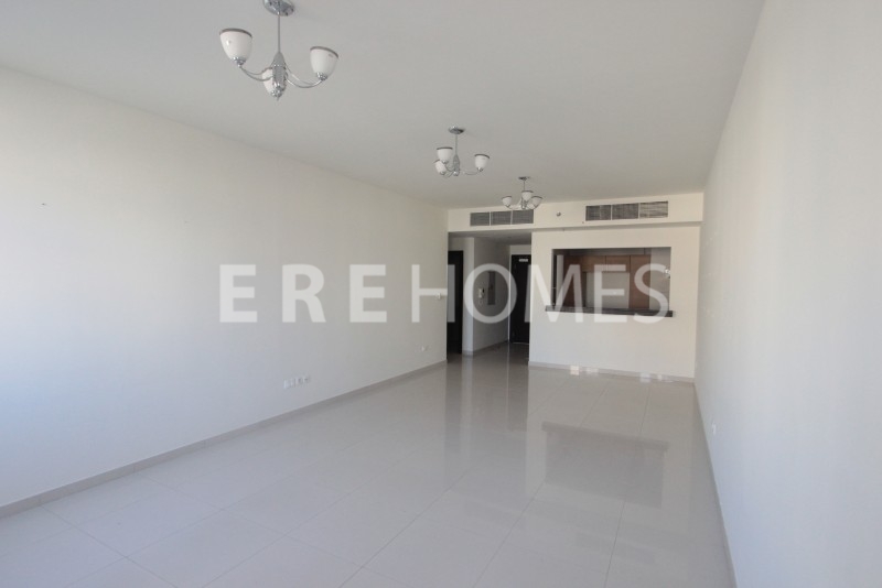 Large Three Bedroom With Park Views Er-R-11123