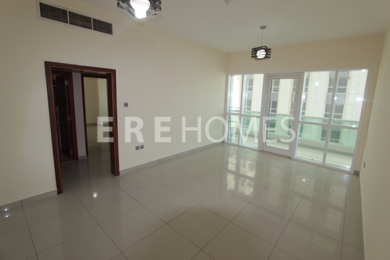 Unfurnished Managed One Bedroom Apartment In Marina Pinnacle, Dubai Marina Er R 13917