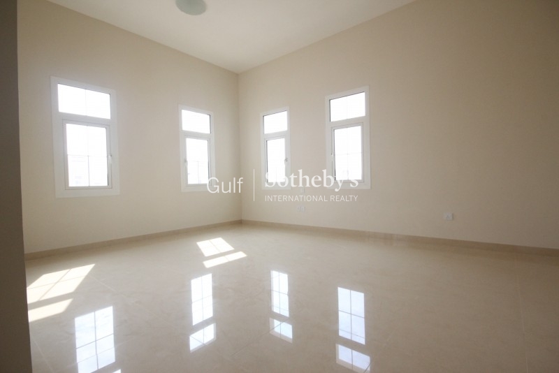 Marina And Sea Views-2 Bedroom Apartment