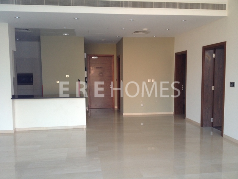 High Floor 2 Bedroom In The Magnificent Oceana Residence Palm Jumierah Available 1st December 2014 Er R 9963