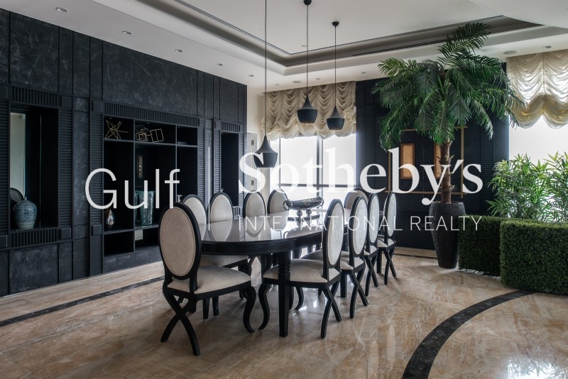Offers Invited For Upgraded 5br With Pool