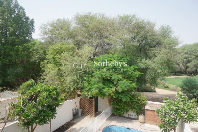 Fantastic Vacant 1 Bedroom Apartment With Stadium And Canal View Er S 5422