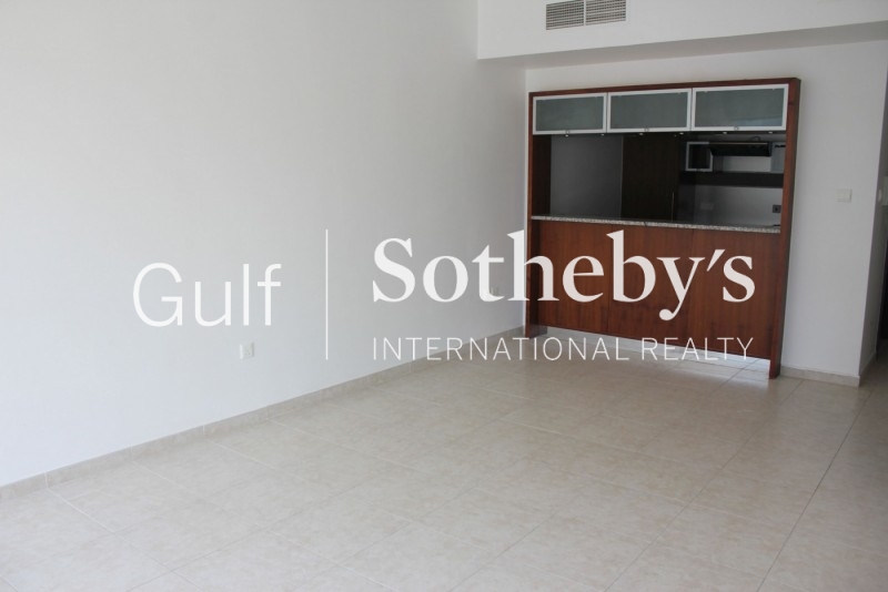 Stunning Two Bedroom Apartment In 23 Marina 