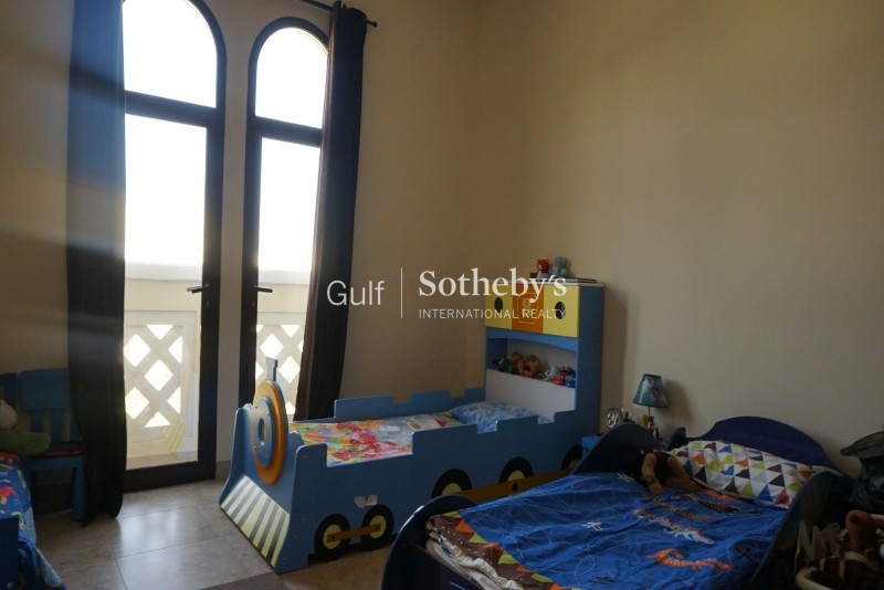 Lovely Four Bedroom Villa In La Coleccion