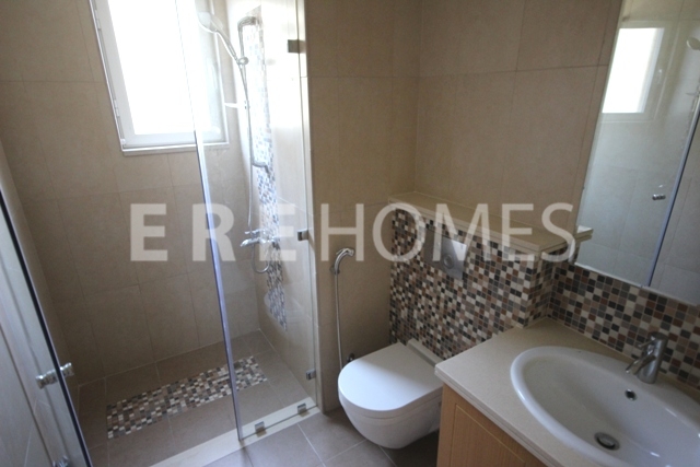 Vacant Now Jumeirah Islands, Et Foyer, 4bed, 4bath, Maids, Family Room, Pool. 