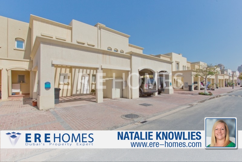 Price Reduction! Stunning Cm Villa Close To Pool And Park Er R 11156