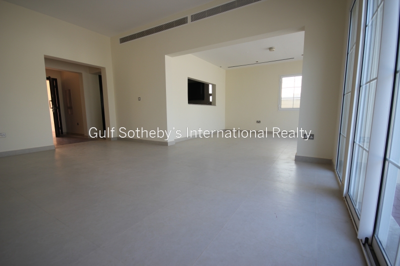 Large Saheel 5 Bed Plus Study And Maid Er R 11127