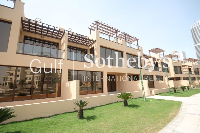 Type 4 Villa On Best Plot With Golf View