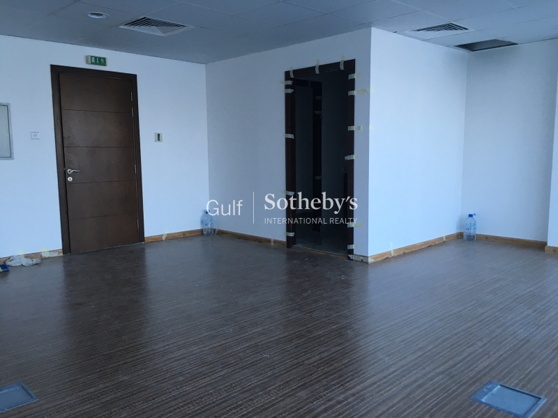 Fully Furnished, One Bed, 4 Cheque Payment