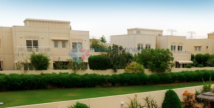 Vacant Villa With Private Swimming Pool And Amazing Golf Course View In Meadows-
