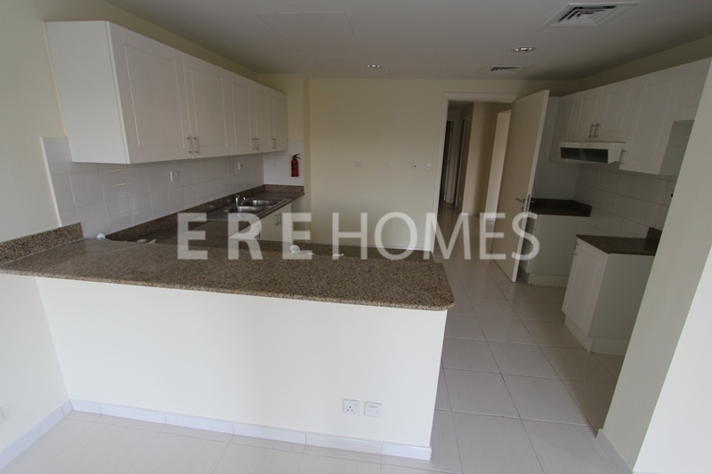 Modern 2 Bed In Al Bateen, Jbr With Amazing Sea Views Er S 5637