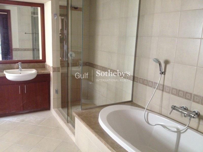 Front Facing Low Floor Burj Vista Tower 1 Er S 7801
