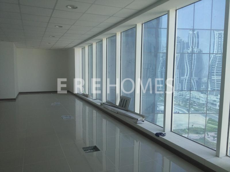 Beautiful Corner Office With Panoramic Views Er R 13783