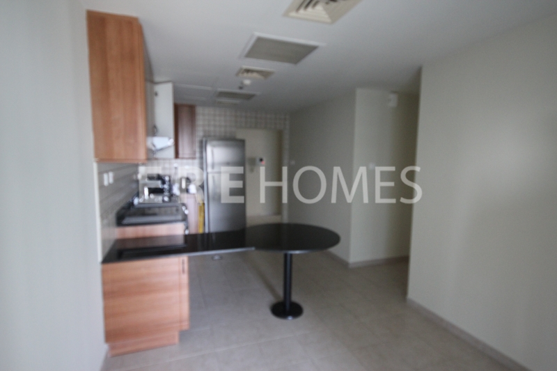 Princess Tower, 2 Bed, Unfurnished, High Floor Er R 15889