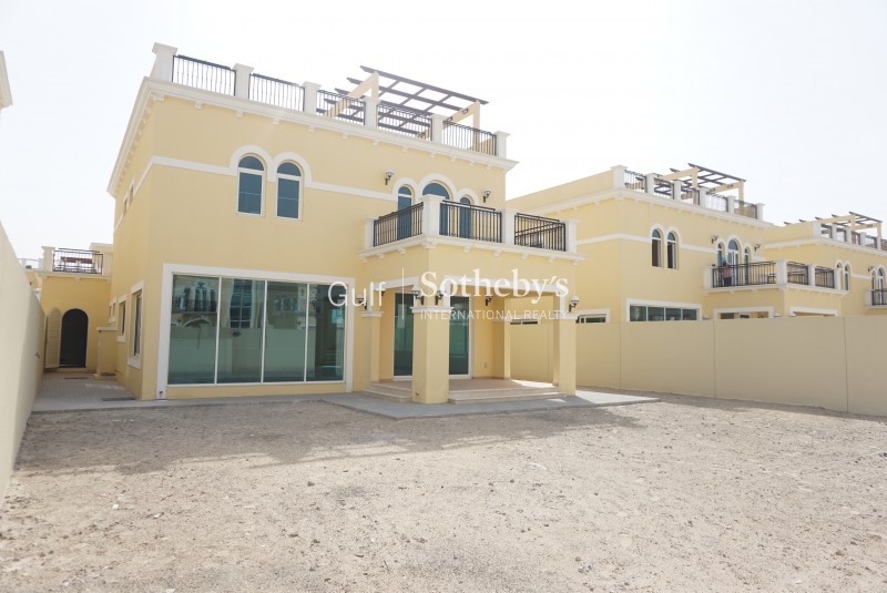 Legacy Nova 4 Bed Single Row Larger Plot