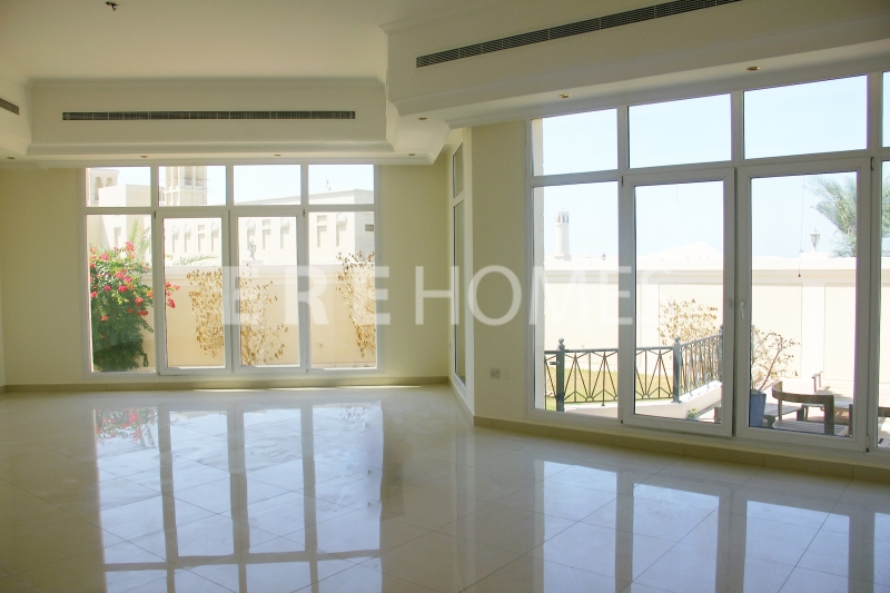 Beautiful 5 Bed Near The Beach At Umm Suqeim 2 Er R 16150
