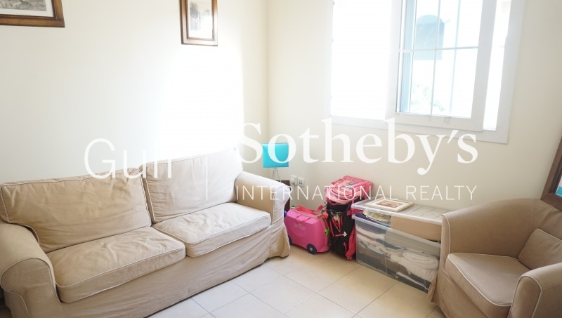 Burj Al Salam, 2 Bed Apartment, Good Price