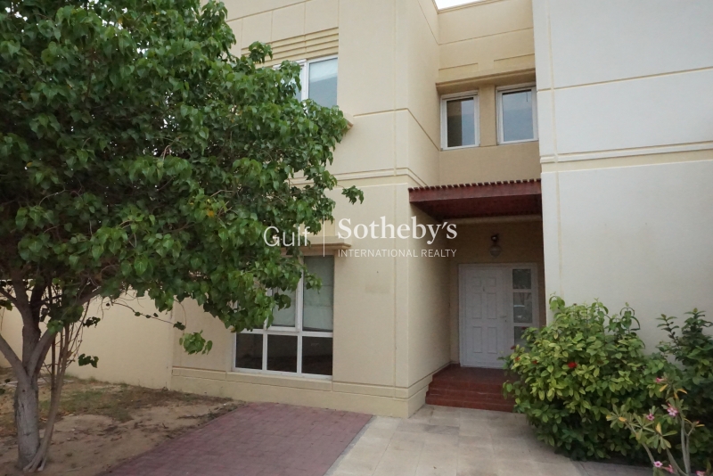 Stunning Fully Managed, Furnished 2 Bed In Impz Er R 10762