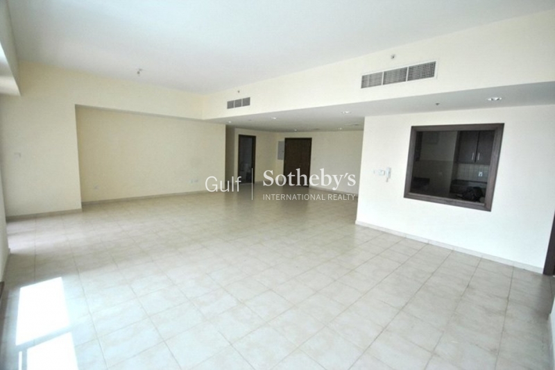 Executive Tower-Large 2br-Near Metro