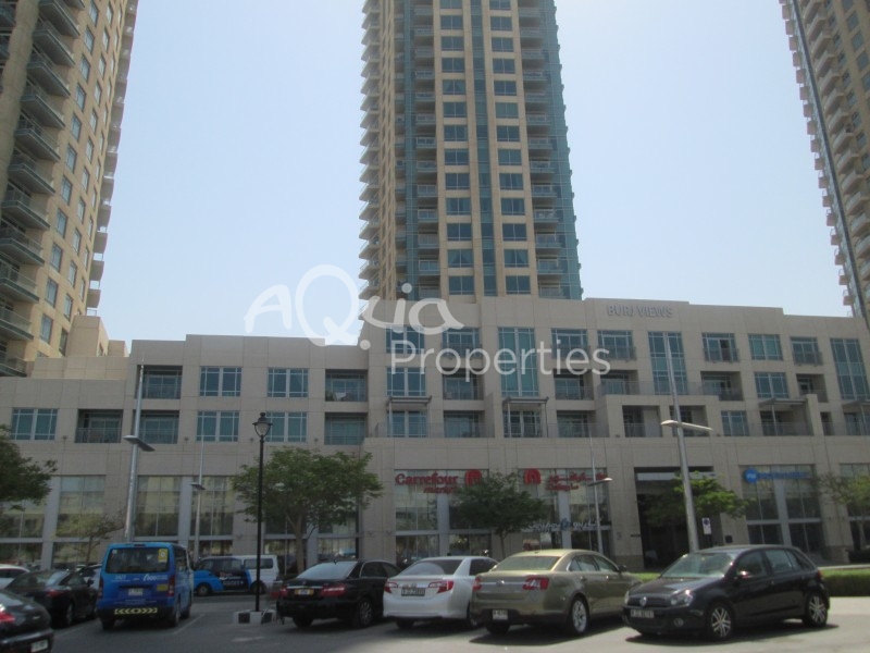 Burj Khalifa View Spacious Apartment In Burj Views