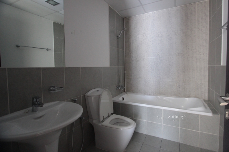 Stunning 1e 3 Bed Villa With Park View In Al Reem 3 Er R 14798