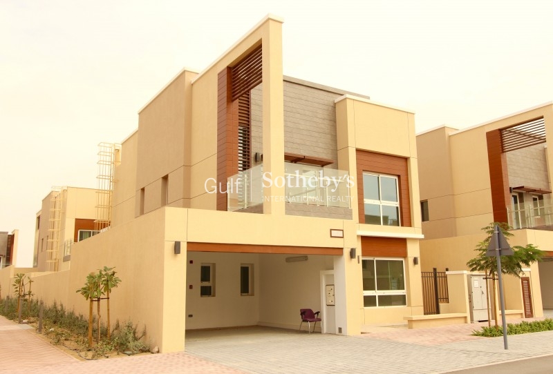 Brand New Luxury Detached Villa Lantana 