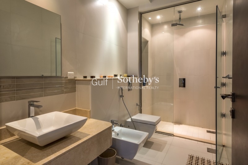 Apartment In Gate Tower, Al Reem Island (Re_990)