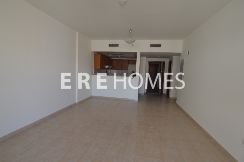 Pretty Garden Apartment In Badrah Er-R-10521