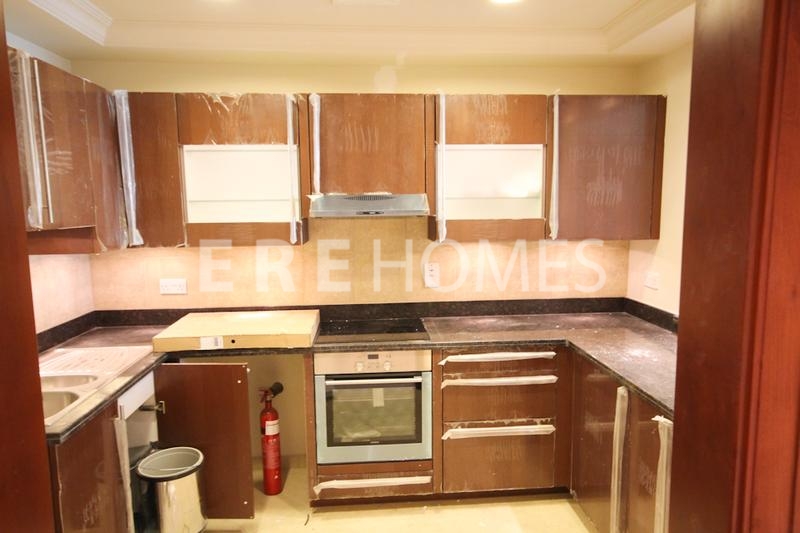Great 1 Bedroom In Golden Mile Available Nowb Er E 10830