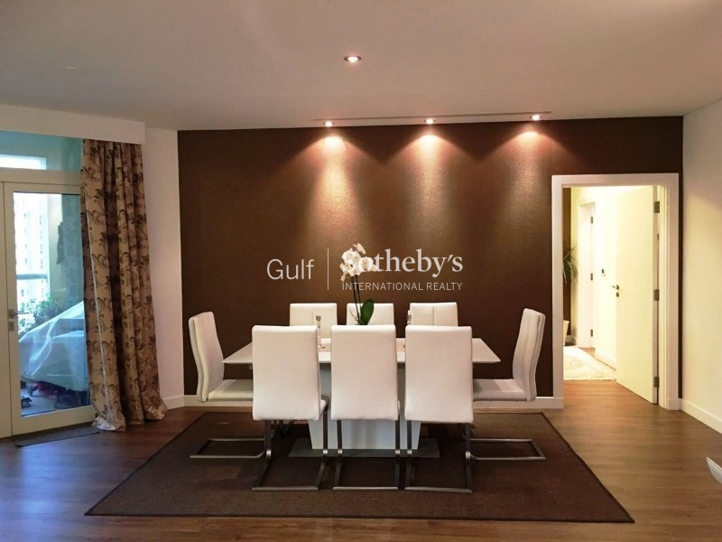New 1 Bedroom Apartment With Huge Terrace. Er R 12095