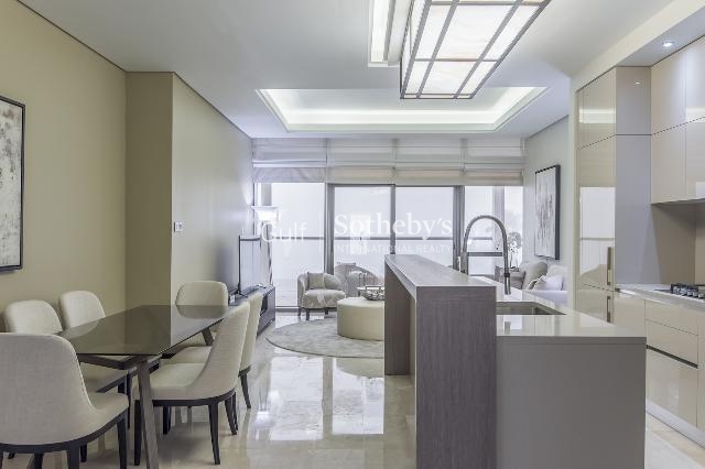 Beachfront Living Brand New On The Palm