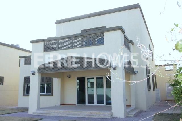 4 Bedroom Regional Style With Private Pool Available 4th Of September 4 Bedroom Er R 13970