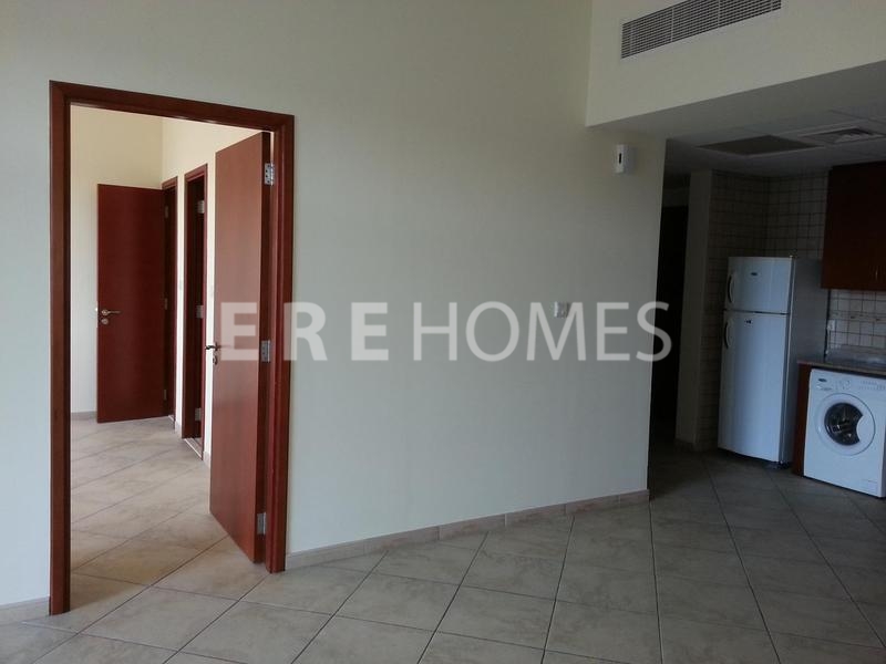 Great 2 Bed Must See Vacant And Ready To Move Er R 13622