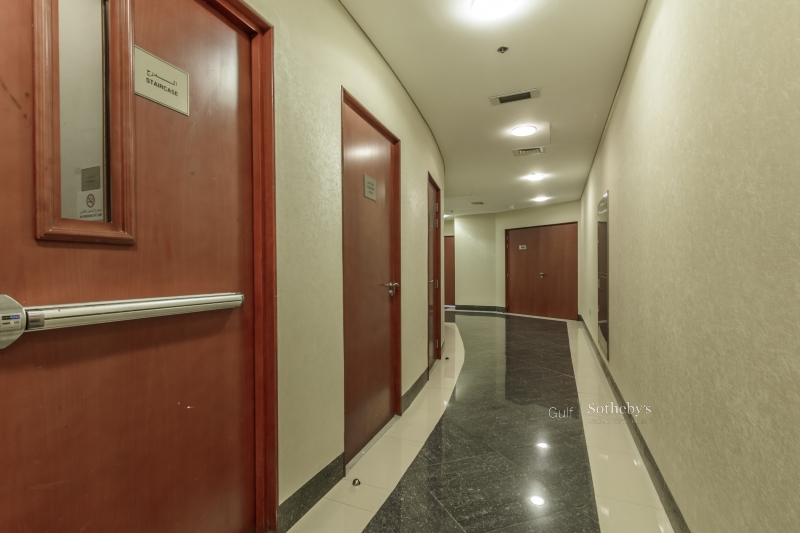 Large 2 Bedroom Apartment In Motor City Er R 11262