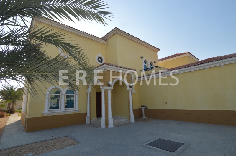Absolutely Stunning Extended 3 Bed Corner Plot Opposite Park Er R 15902