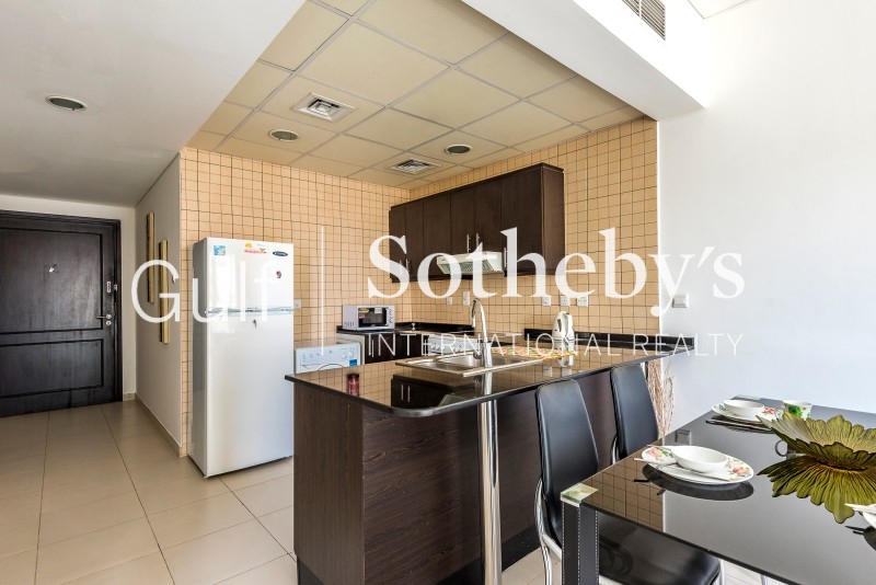 Fantastic Price 3 Bedroom Plus Maids Room Executive Tower Business Bay Dubai ER-R-11608