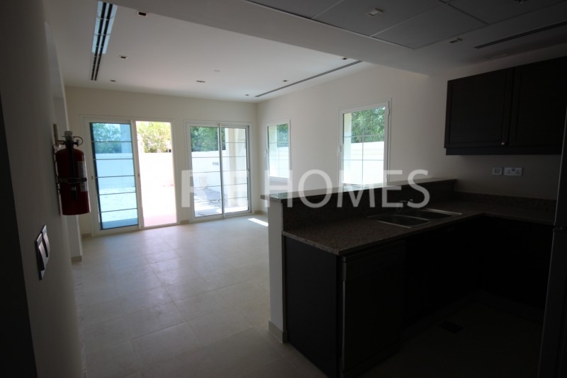 Great Price For A1, Mazaya, With Pool, Landscaped Courtyard Er S 5869