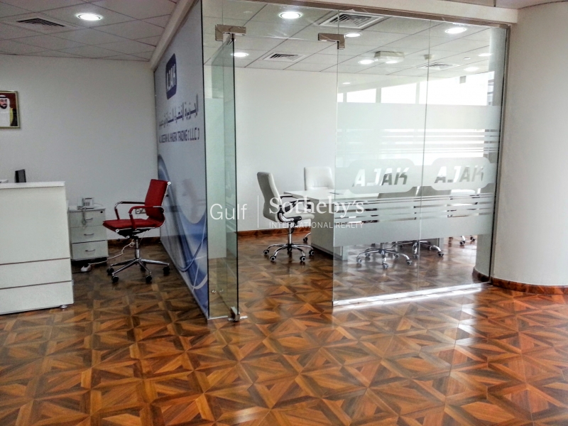 Large 2 Bed Plus Study Fully Furnished Reehan 8 Oldtown 175,000 Aed Er R 12699