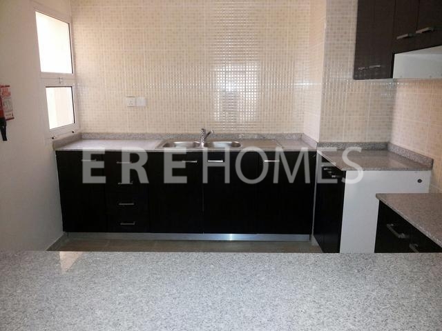 Vacant Ready To Move In Large 1 Bed Er R 13730