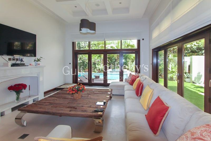 Type 2 Deema. Away From Road. 4br Plus Maids And Hall. Er-S-5632