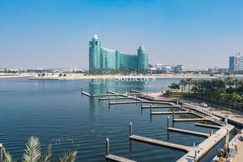 Full Creek View 2 Bed In Palazzo Versace