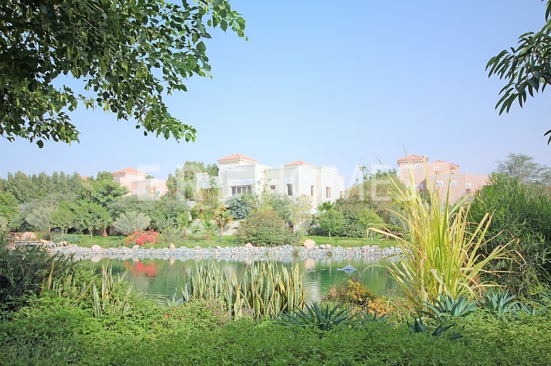 Beautiful Spaciious Two Bedroom Apartment, Southridge, Downtown