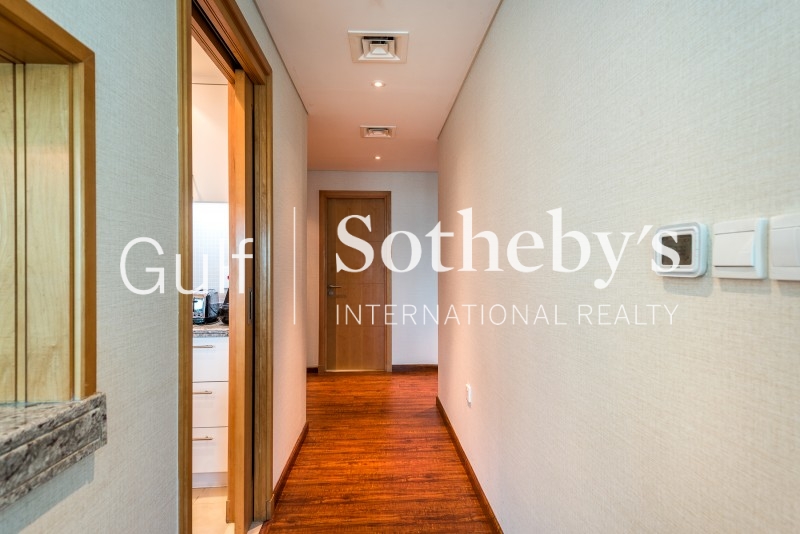 Rare 2 Bedroom Duplex Apartment Lofts Tower Downtown Er R 15880