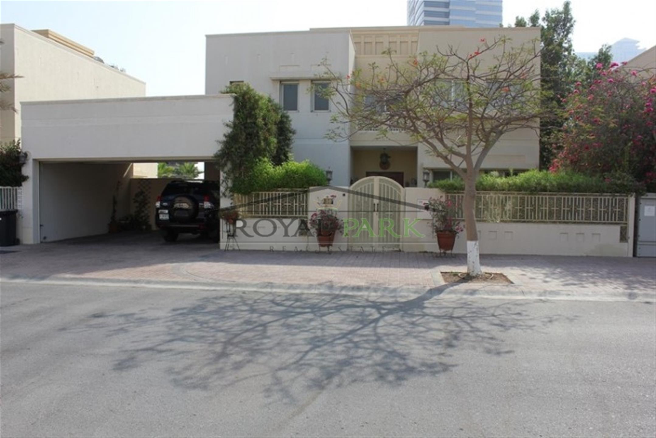 Beautiful Type 11 In Meadows 2 , 5b/r Sp 5,500,000 Neg