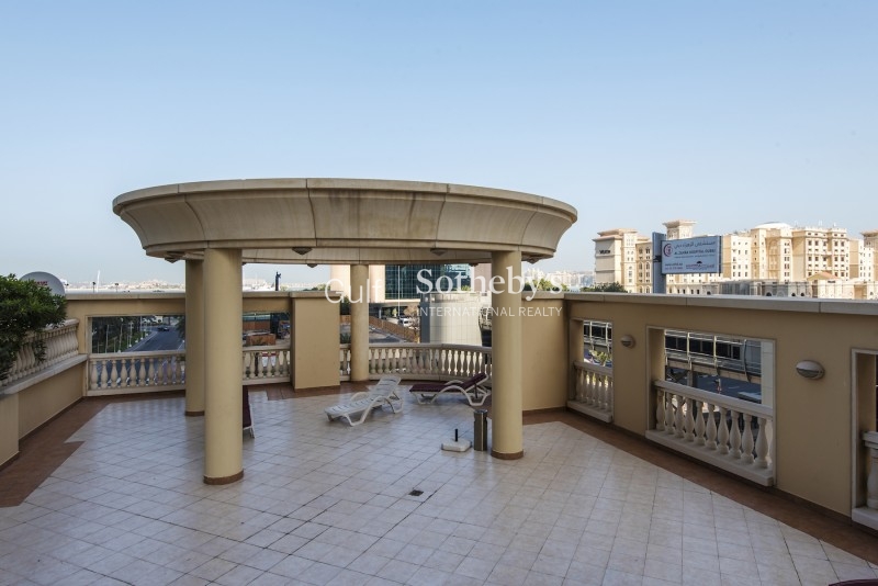 Diamond Views 2 Townhouse Which Has Been Upgraded To A High Standard