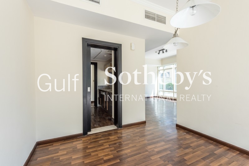 Jumeirah Park-Legacy Villa-5br