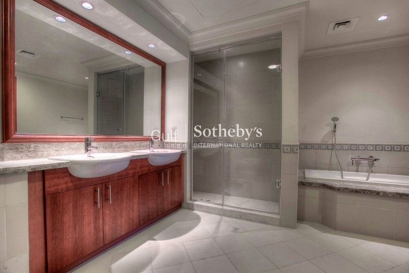 Large 2 Bed Apartment
