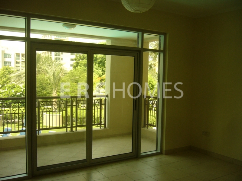 Prime 2 Bedroom Facing The Lake Er S 7463