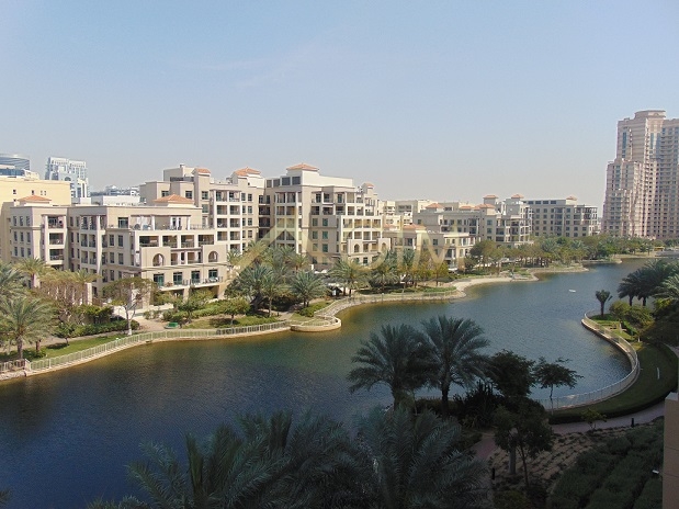 One Bedroom In Links Canal Apartments